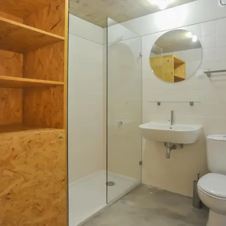 Madragoa Modern Apartman *