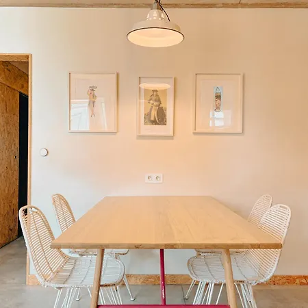 Madragoa Modern Apartamento